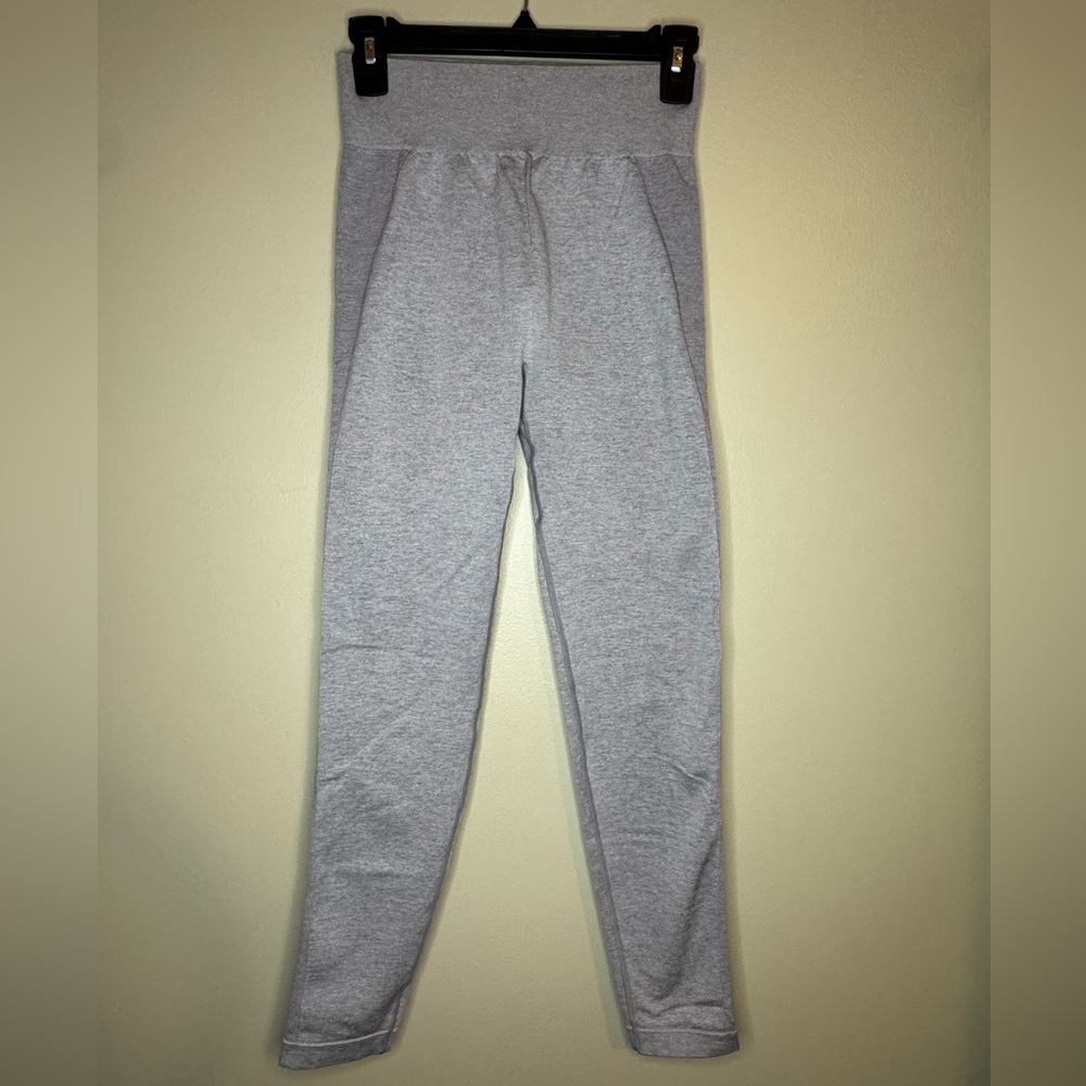 Gymshark Gray Seamless High Waisted Leggings‎ Athletic Workout Leggings